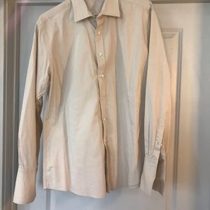 Men’s tan Sean John dress shirt